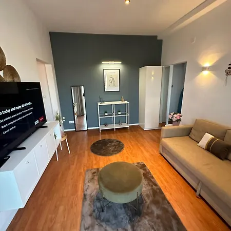 Hacienda Coltea - Cozy Old Town Bukarest