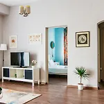 Hacienda Coltea - Cozy Old Town Apartment Bukarest