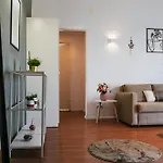 Hacienda Coltea - Cozy Old Town Bukarest